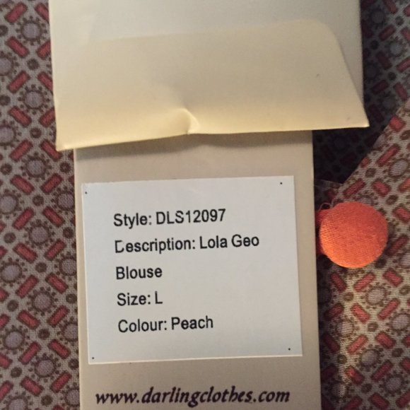 Darling Sheer Blouse NWT - Picture 8 of 8